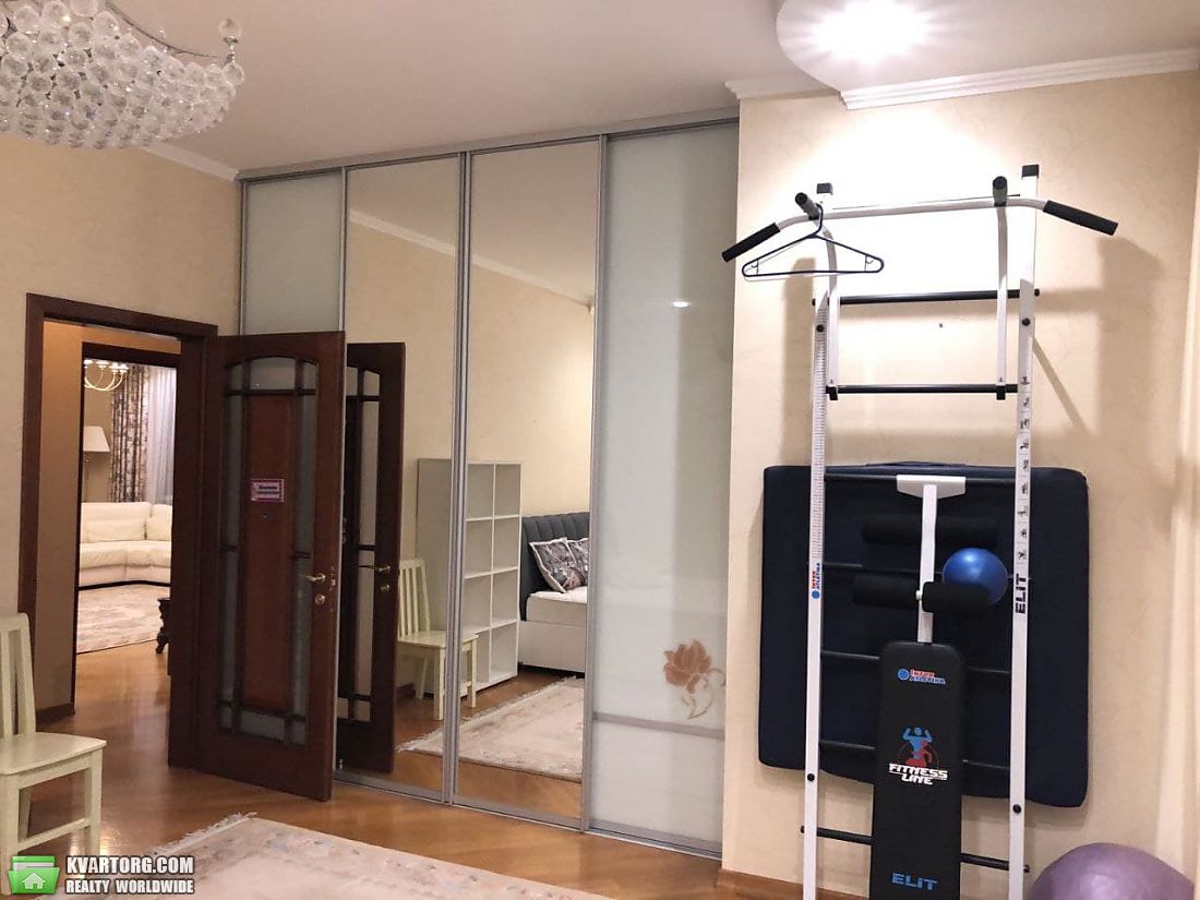 Rent out 3-room apartment. Киев,  Барбюса — photo 5