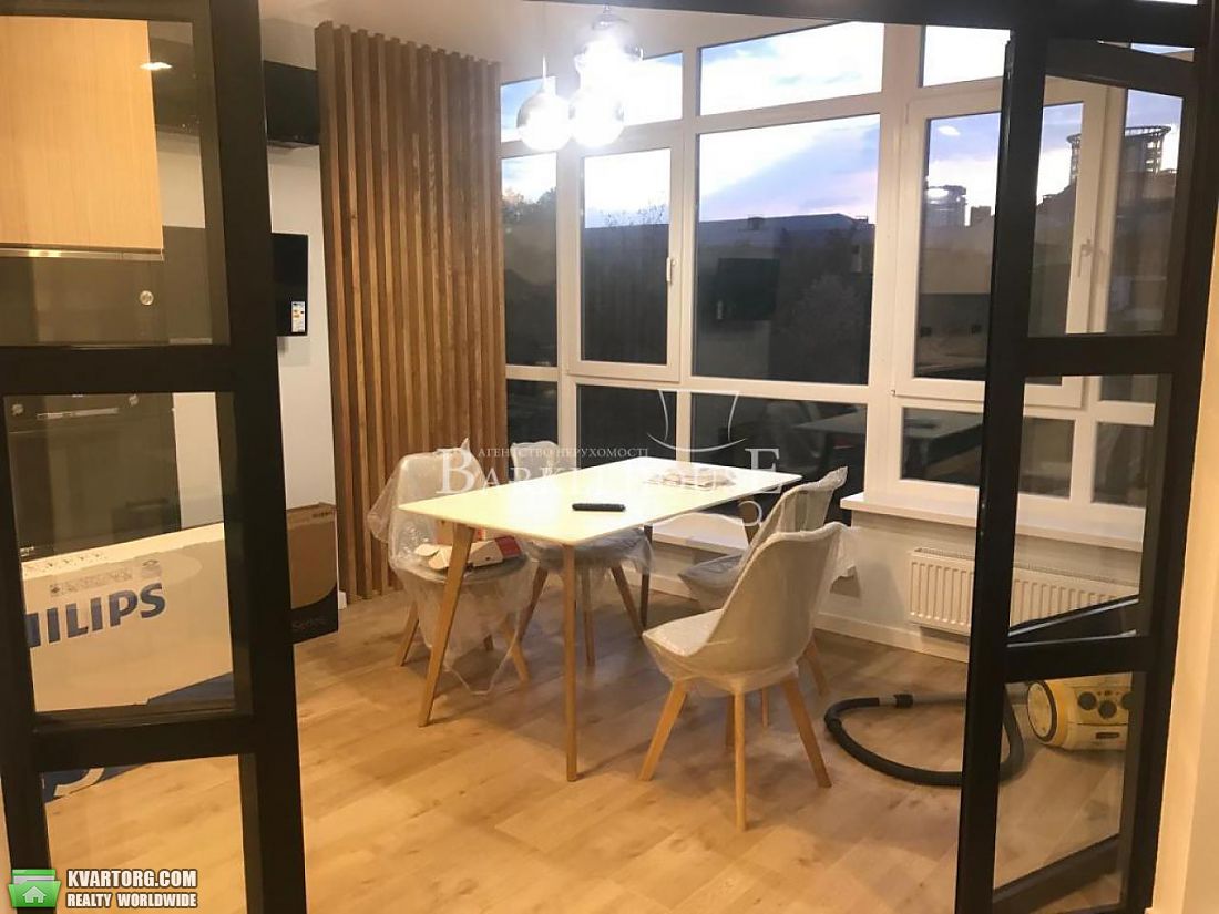 Rent out 2-room apartment. Киев,  Глубочицкая — photo 2