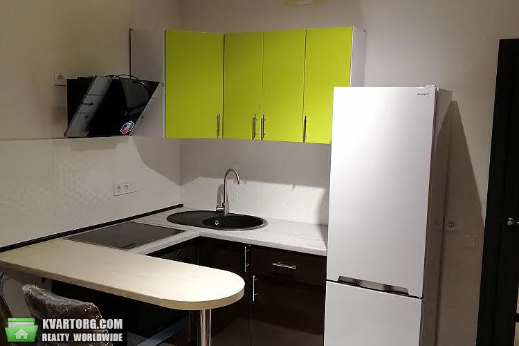 Rent out 2-room apartment. Киев,  Заболотного — photo 2