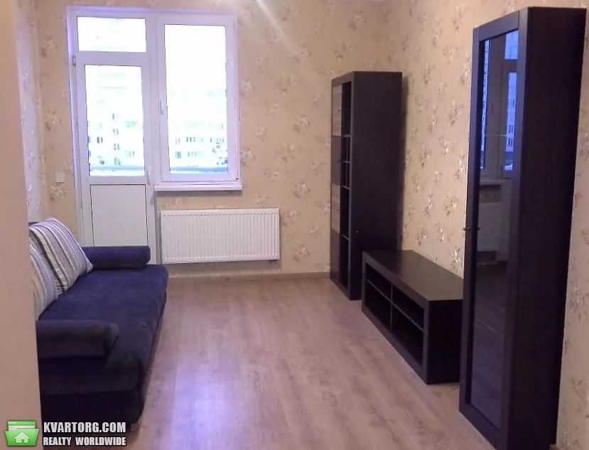 Rent out 2-room apartment. Киев, Жамбила Жабаева — photo 2