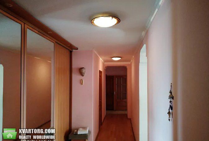 Rent out 3-room apartment. Киев,  Лебедева-Кумача — photo 10