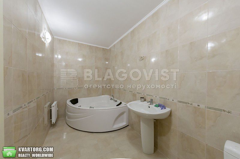 Rent out 2-room apartment. Киев,  Полтавская — photo 4