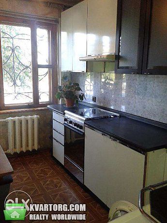 Rent out 3-room apartment. Днепропетровск, Набережная Победы — photo 1