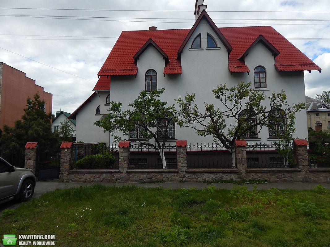 Rent out house. Киев,  Октябрьская — photo 1