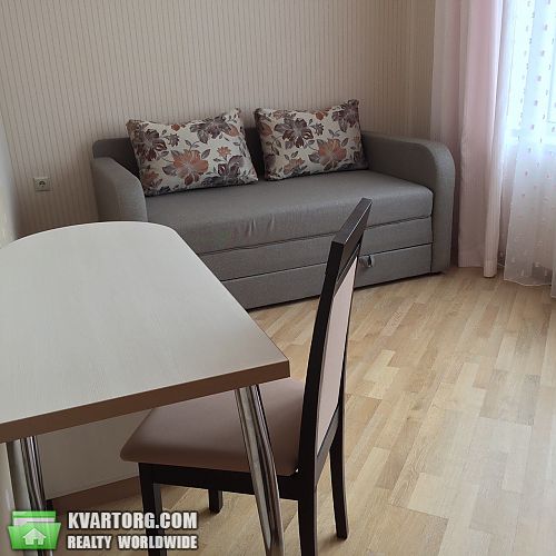 Rent out 3-room apartment. Киев, Драгомирова — photo 4