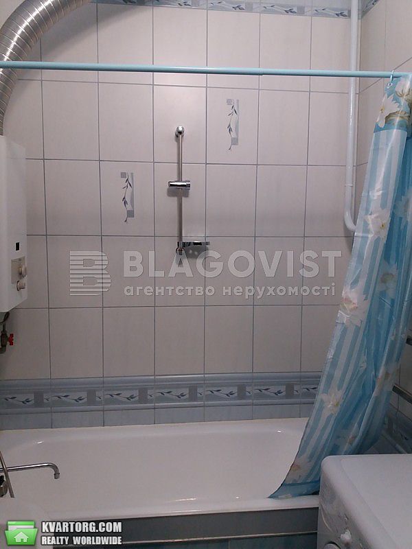 Rent out 2-room apartment. Киев,  Немировича-Данченко — photo 9
