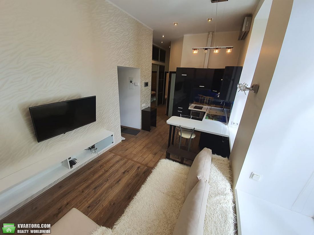Rent out 2-room apartment. Киев,  Большая Васильковская — photo 6