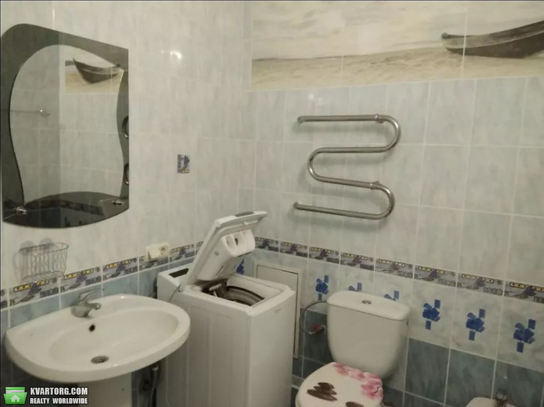 Rent out 2-room apartment. Киев,  Княжий Затон — photo 3