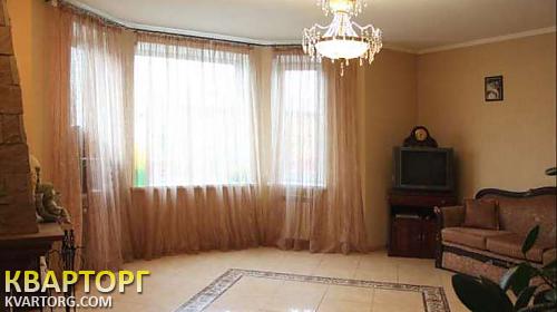 Rent out house. Киев, Богатырская — photo 3