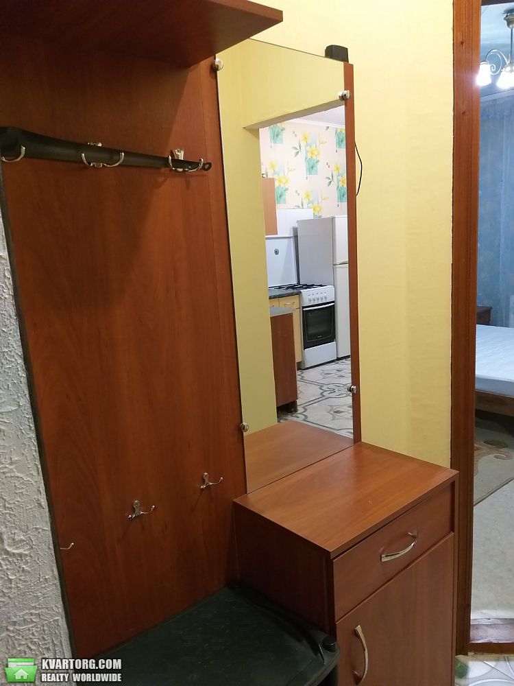Rent out 1-room apartment. Одесса, Бреуса — photo 2