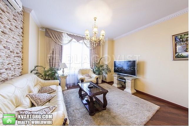 Rent out 3-room apartment. Киев,  Жилянская — photo 8