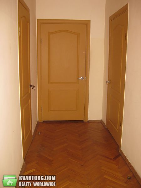 Rent out office. Киев, Костельная — photo 8