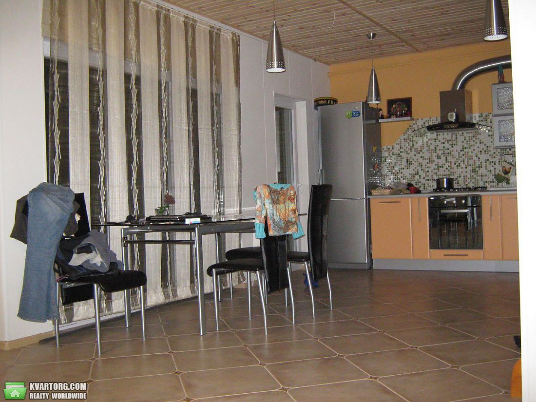 Rent out Townhouse. Киевская обл., Новые Петровцы — photo 4