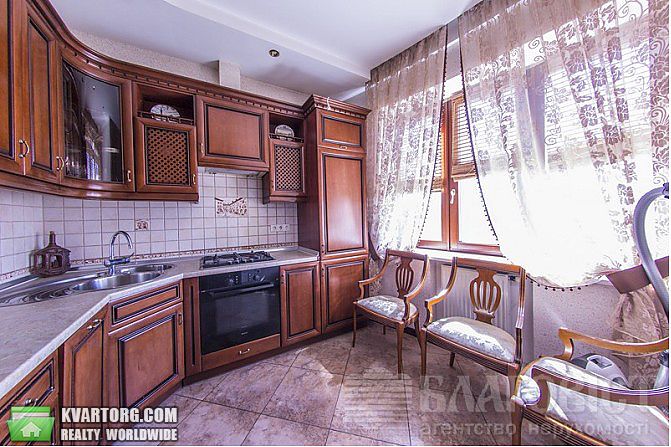 Sell 1-room apartment. Киев,  Жилянская — photo 3