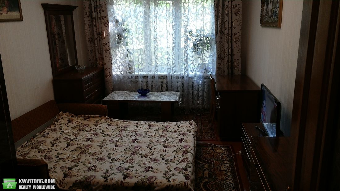 Rent out 2-room apartment. Одесса, Экономический переулок 1 — photo 1