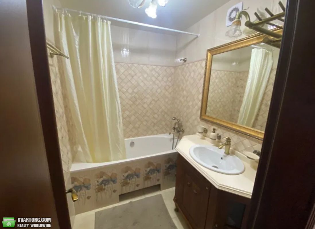 Sell 2-room apartment. Киев,  Урловская — photo 4