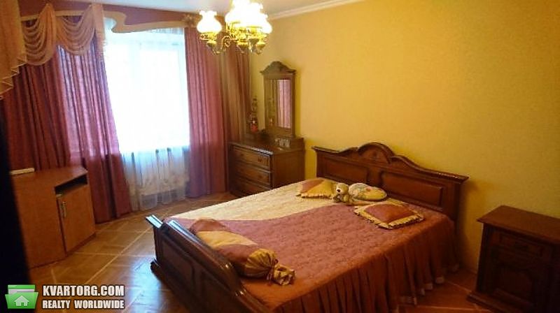 Sell 3-room apartment. Киев,  Бажана — photo 2