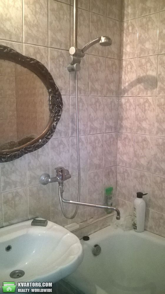 Sell 4-room apartment. Киев,  Моторный пер — photo 3