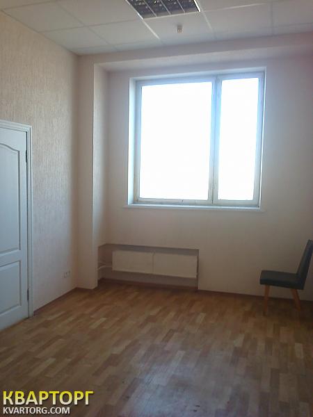 Rent out office. Киев, Пуовская — photo 1