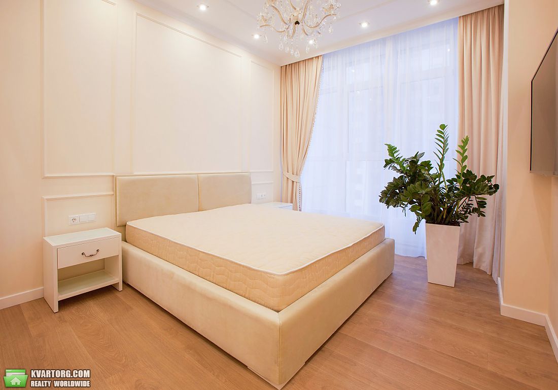 Sell 4-room apartment. Киев, Драгомирова ул. — photo 4