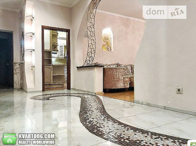 Rent out 3-room apartment. Киев,  Дмитриевская — photo 2