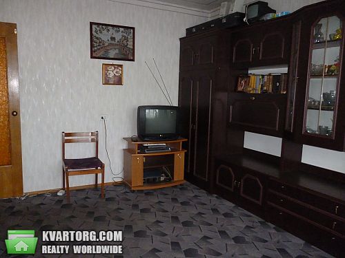 Rent out 2-room apartment. Киев, Будищанская — photo 4