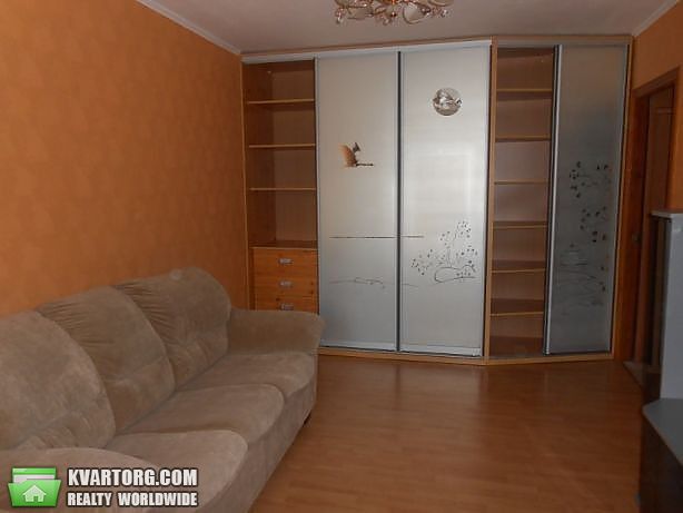 Rent out 1-room apartment. Киев,  Киото — photo 3