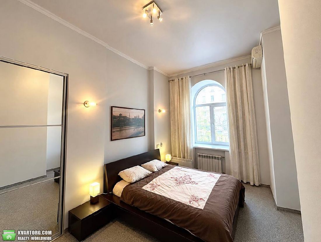 Rent out 2-room apartment. Киев, Мала Житомирська — photo 3
