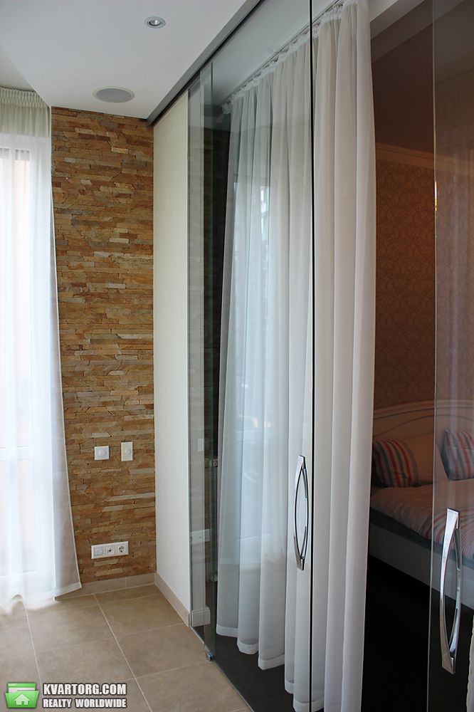 Sell 3-room apartment. Киев,  Оболонская наб — photo 8
