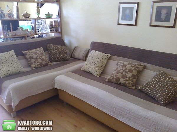 Sell 2-room apartment. Киев,  Лагерная — photo 1