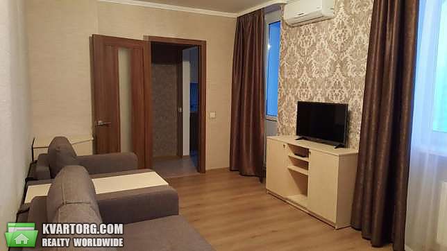 Rent out 1-room apartment. Киев,  Лебедева-Кумача — photo 2