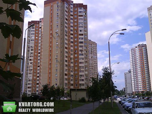 Sell 2-room apartment. Киев, Урловская — photo 1