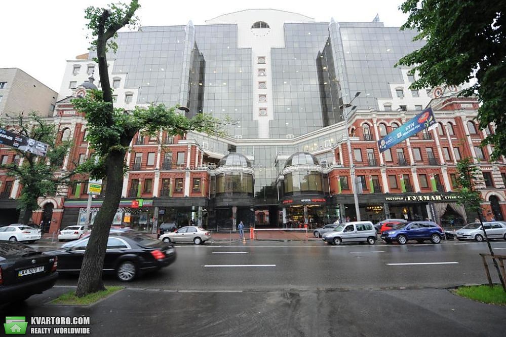 Rent out office. Киев,  Жилянская — photo 1