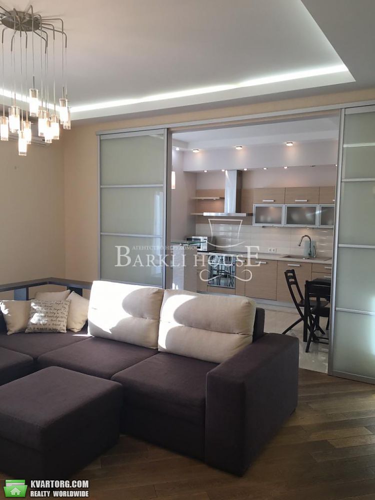 Rent out 2-room apartment. Киев,  Старонаводницкая — photo 4