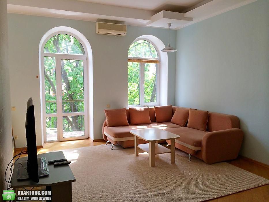 Rent out 2-room apartment. Киев,  Лютеранская — photo 3