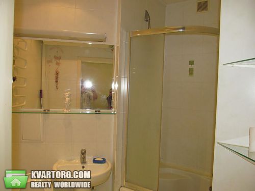 Rent out 1-room apartment. Киев,  Бажана — photo 8