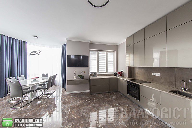 Sell 2-room apartment. Киев,  Драгомирова — photo 3