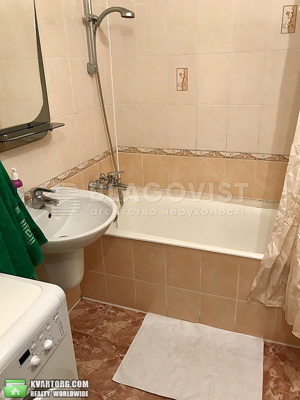 Rent out 2-room apartment. Киев,  Леси Украинки бул — photo 10