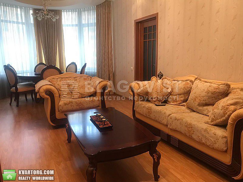 Rent out 5-room apartment. Киев,  Дмитриевская — photo 1