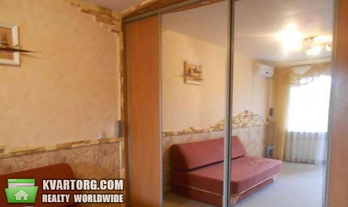 Rent out 2-room apartment. Киев,  Оболонский пр — photo 1