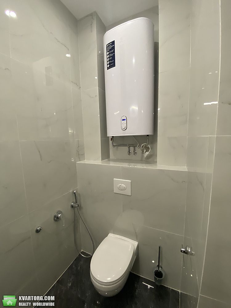 Rent out 3-room apartment. Киев, Преображенская — photo 10