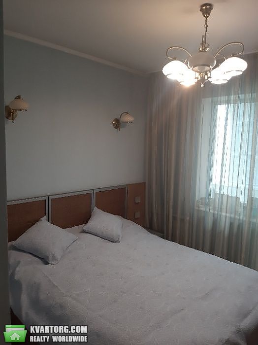 Sell 3-room apartment. Киев,  Свободы пр — photo 8