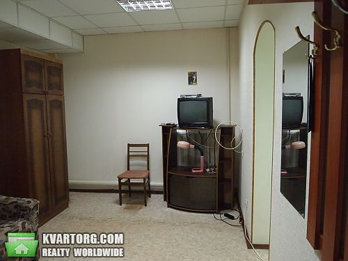 Sell office. Киев, Олевская — photo 1