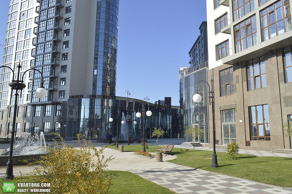 Sell 1-room apartment. Киев,  Драгомирова — photo 1