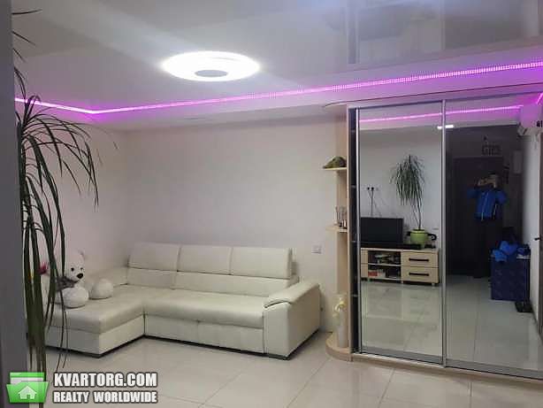 Sell 3-room apartment. Киев,  Чудновского — photo 2