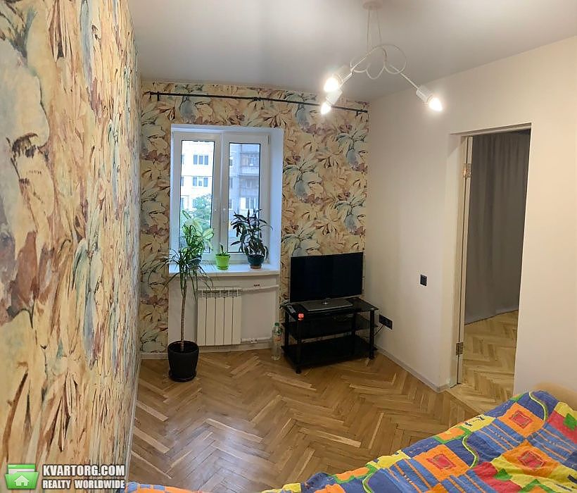 Sell 4-room apartment. Киев,  Мира пр — photo 3