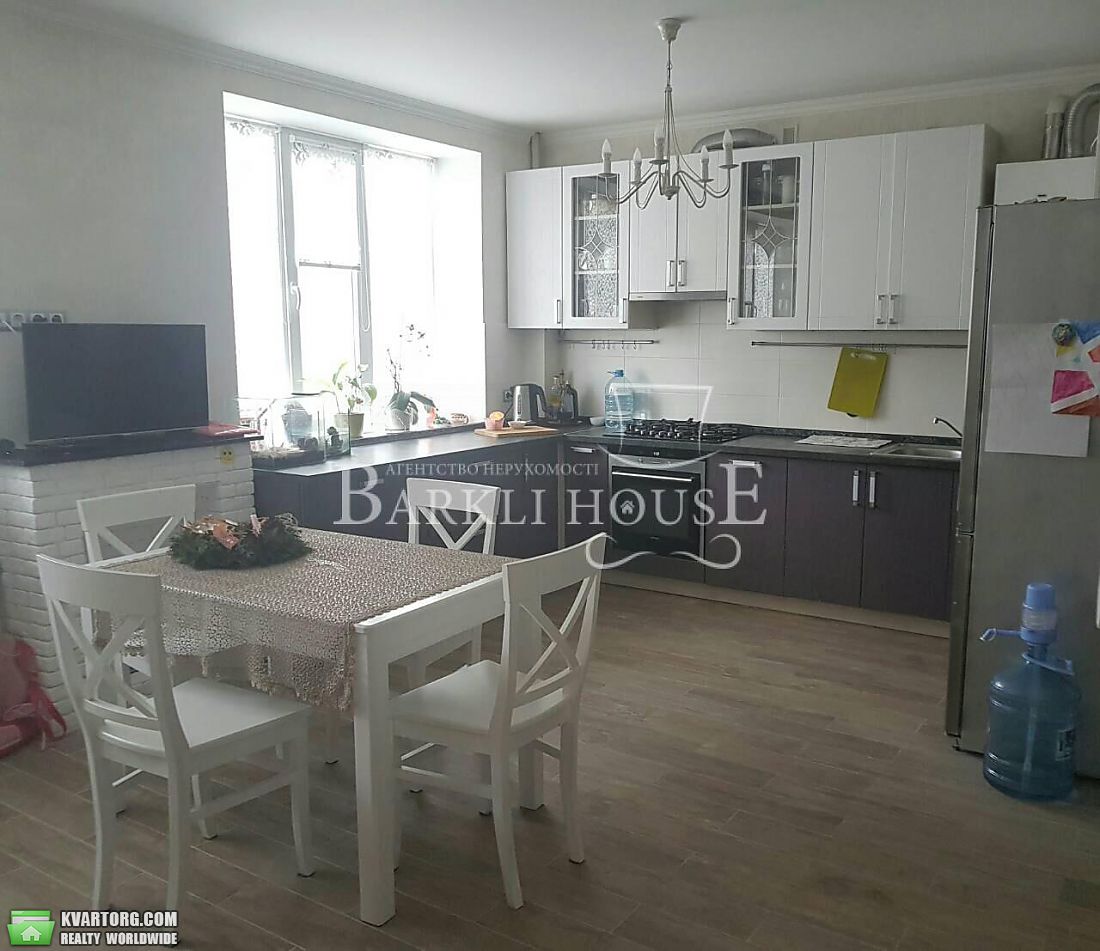 Rent out 3-room apartment. Буча,  Лесная — photo 1