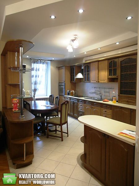Rent out 3-room apartment. Киев, Тычины пр — photo 3