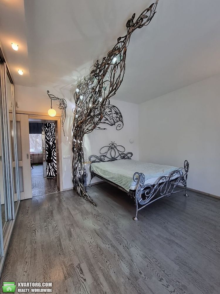 Sell 4-room apartment. Киев, Обсерваторная — photo 1