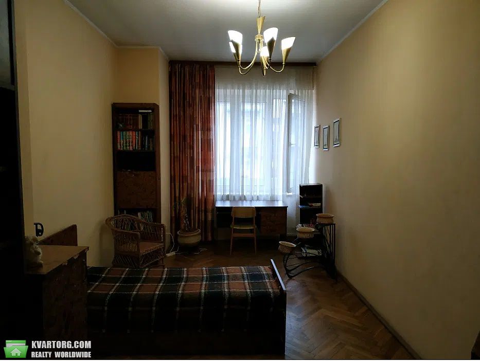 Rent out 4-room apartment. Львов, Дорошенка — photo 3